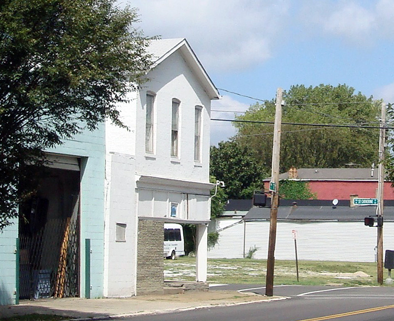 Commercial building before renovations