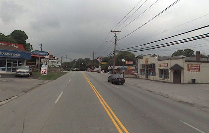 Brownsboro Road at proposed gas station (Google)