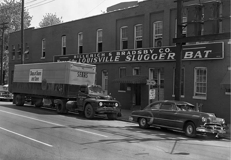 430 Finzer Avenue in 1955 with a sign reading, "Hillerich and Bradsby Co., Home of the Louisville Slugger Bat." (Courtesy UL Archives - Reference)