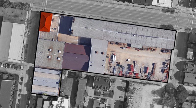 The 700 East Main site indicated with a black outline and the historic corner building highlighted in orange. (Map by Google / Montage by Broken Sidewalk)