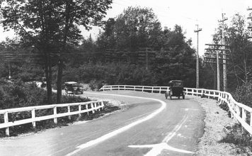 County Road 429 in Michigan, circa 1917. (Courtesy Strong Towns)