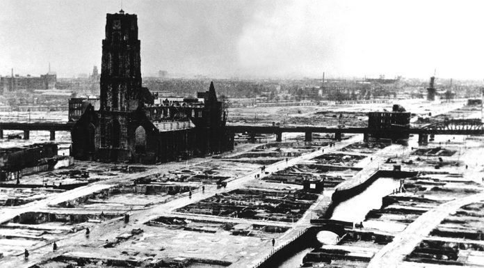 Rotterdam after bombings in World War II. (Wikimedia Commons)