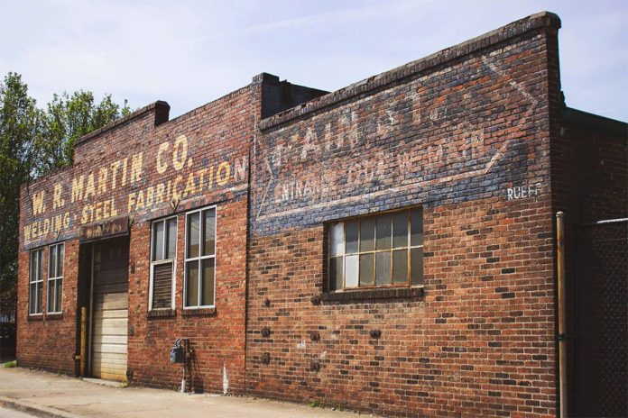 Ghost signs. (Courtesy AIGA Louisville)