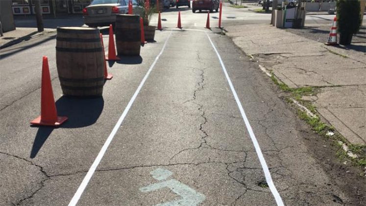An impromptu bike lane on Oak Street. (Courtesy Center for Neighborhoods)